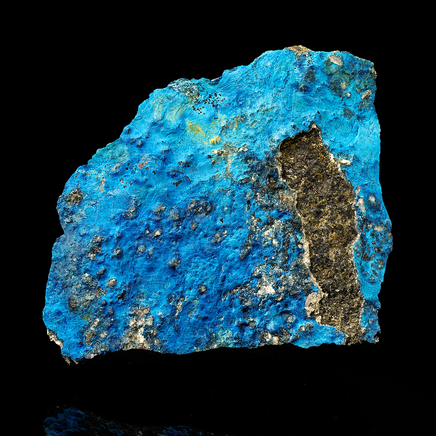 Aerinite